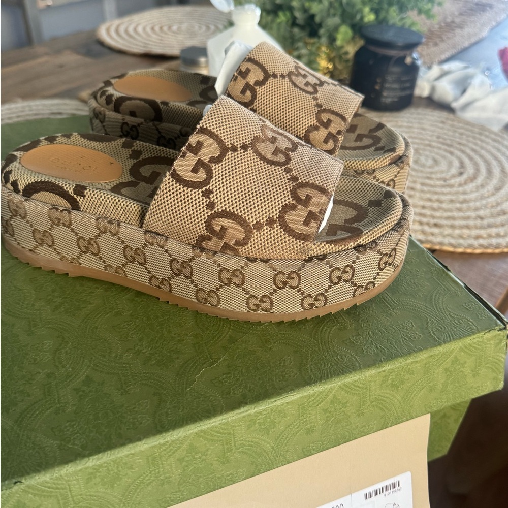 Gucci sandal